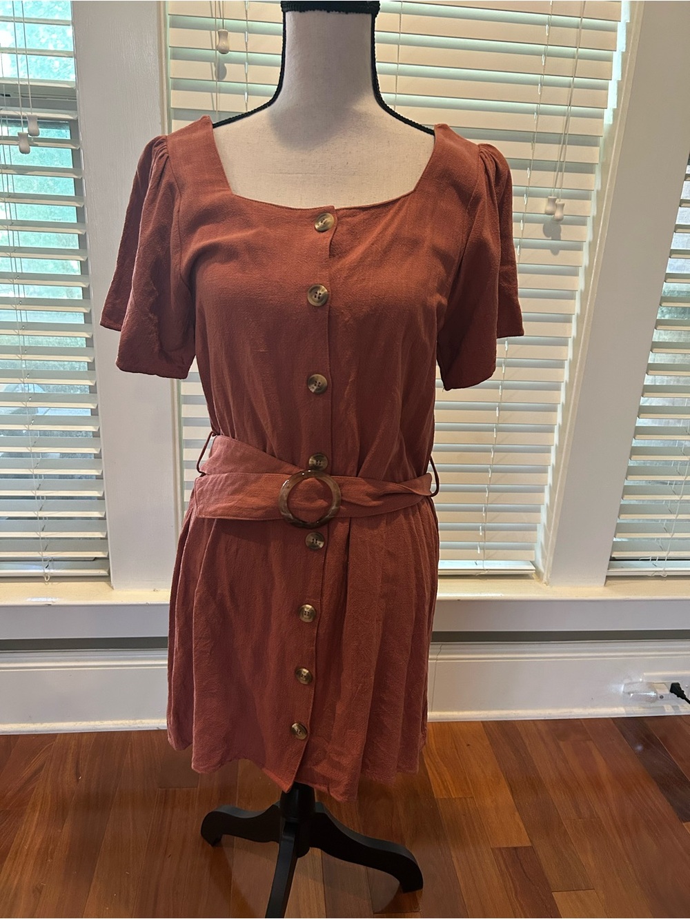 FSL Apparel Square-Neck Belted Short Dress in Rust size L